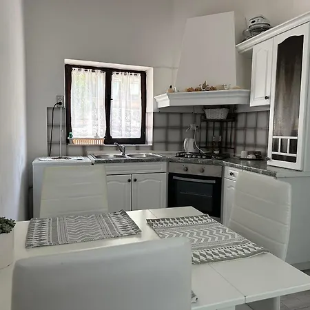 Quiet Countryside Apartments Near The City And The Sea Koper Exterior photo
